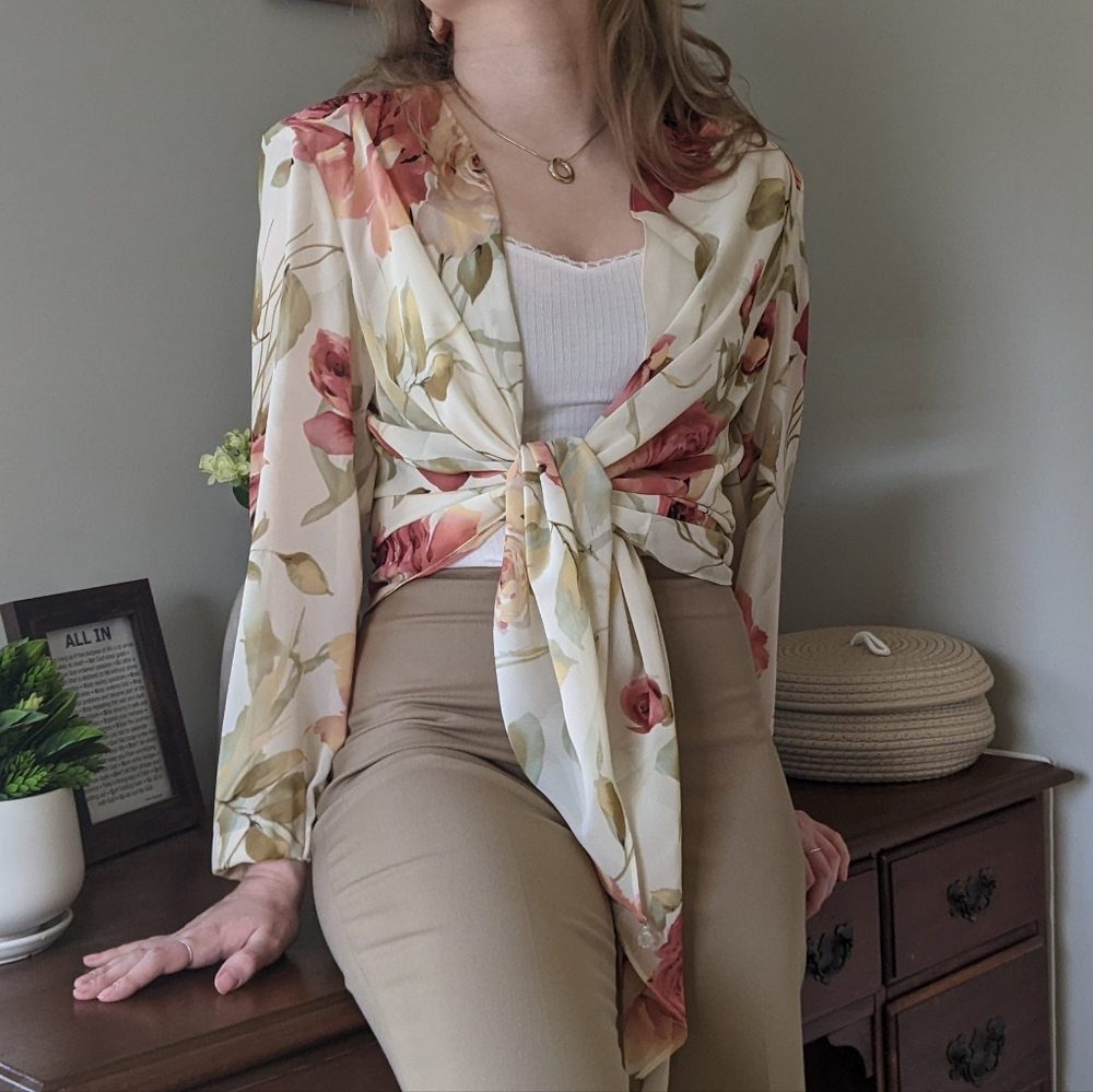 Vintage Rose Dress with Shawl - Picture 4 of 9